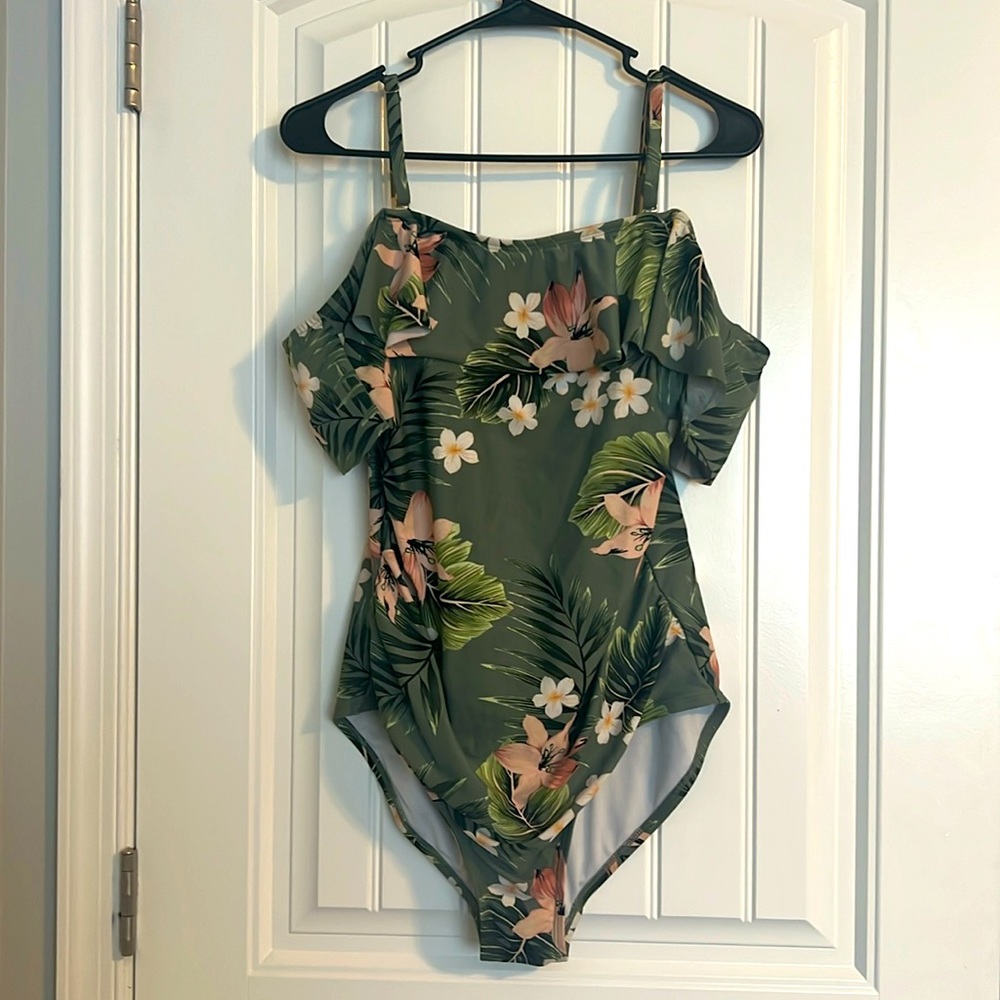 Bathing suit